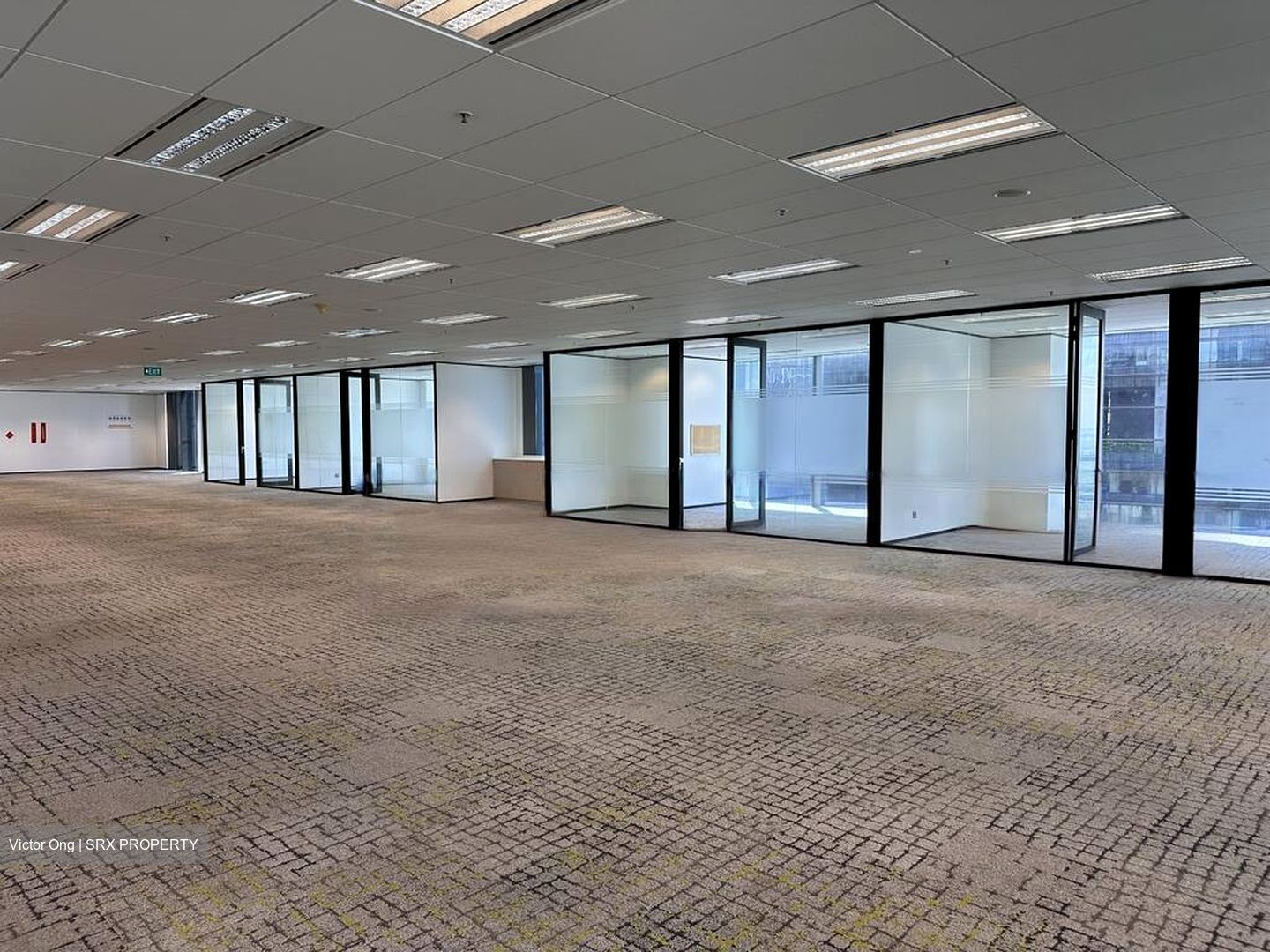 Marina Bay Link Mall (D1), Office #484141281
